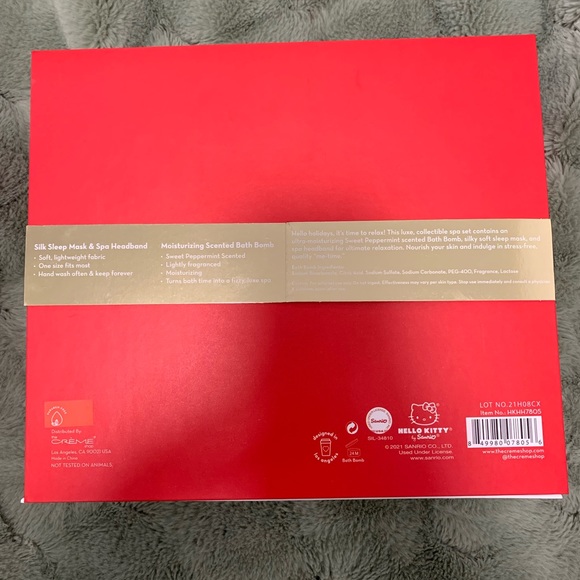 The Crème Shop X Hello Kitty 3-Pc Hello Holidays! - Picture 3 of 3